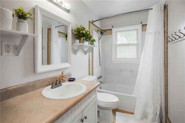 3320 N 66th Street, Kansas City, KS 66104