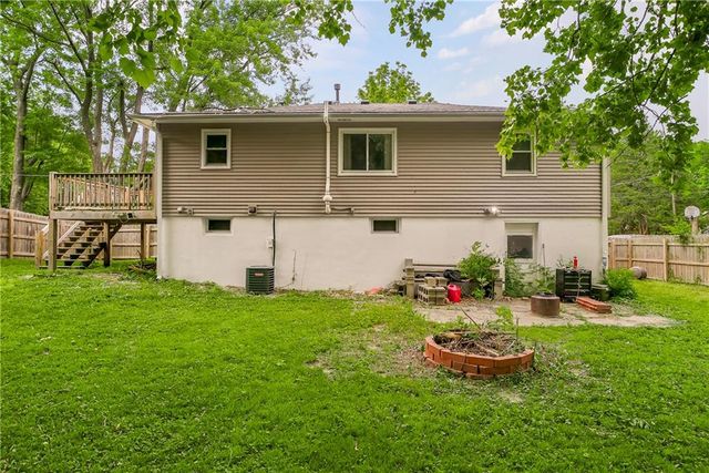3320 N 66th Street, Kansas City, KS 66104