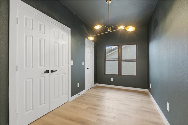 17118 Planters Row, Addison, TX 75001
