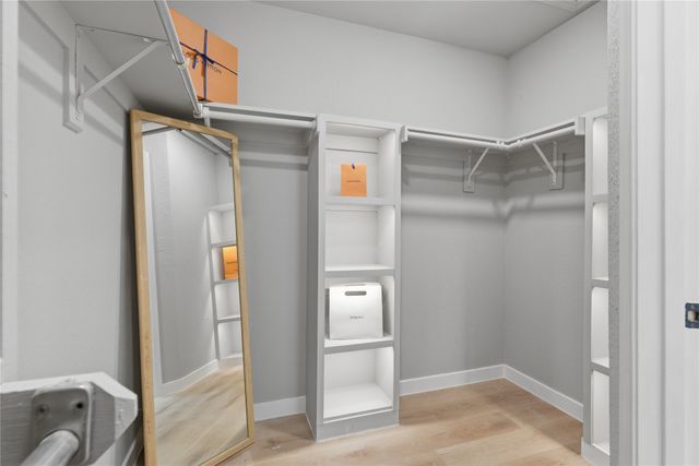 17118 Planters Row, Addison, TX 75001