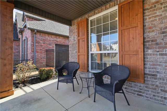 2803 SW Hampton Avenue, Bentonville, AR 72713