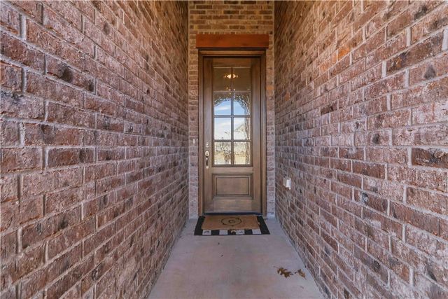 2803 SW Hampton Avenue, Bentonville, AR 72713