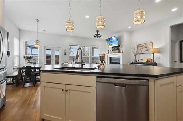 2803 SW Hampton Avenue, Bentonville, AR 72713