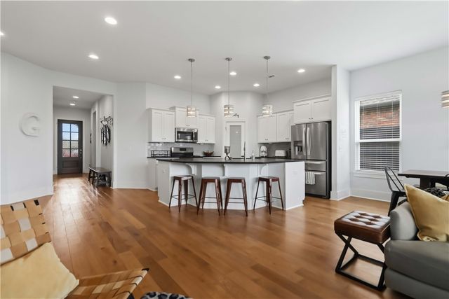 2803 SW Hampton Avenue, Bentonville, AR 72713