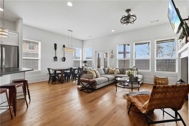 2803 SW Hampton Avenue, Bentonville, AR 72713