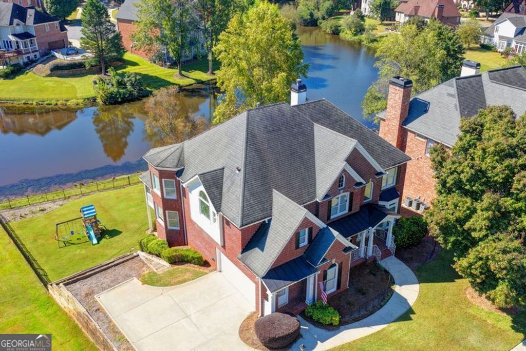 400 Lake Manor Trace, Johns Creek, GA 30022 — photo 2