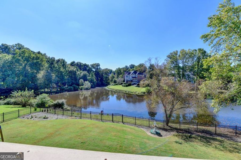 400 Lake Manor Trace, Johns Creek, GA 30022 — photo 3
