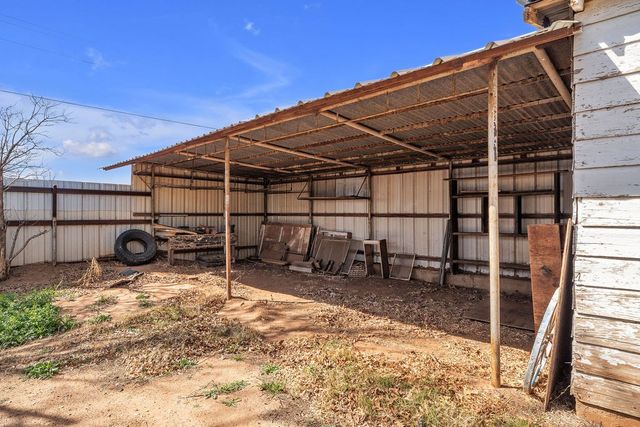 401 N 1st, Coahoma, TX 79511