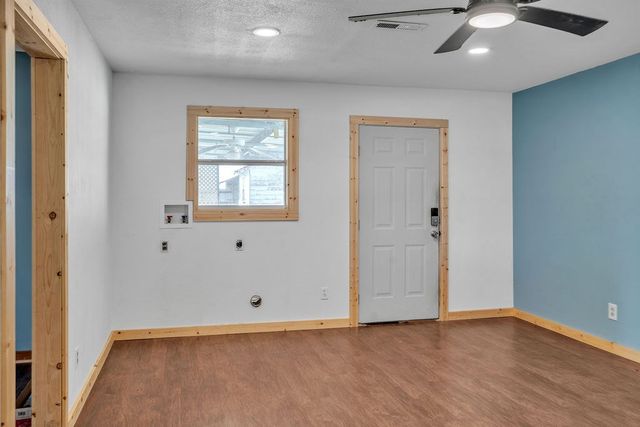 401 N 1st, Coahoma, TX 79511