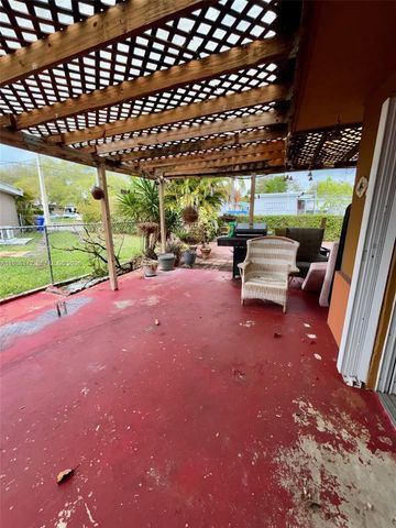 3241 Arthur Ter, Hollywood, FL 33021