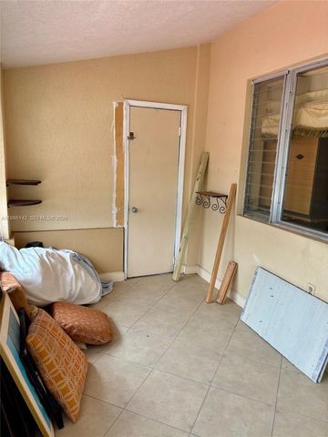 3241 Arthur Ter, Hollywood, FL 33021