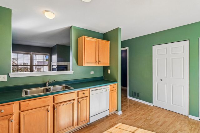 47 W Big Horn Drive, Hainesville, IL 60073