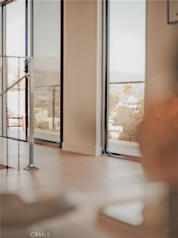 2536 Medlow, Los Angeles, CA 90041