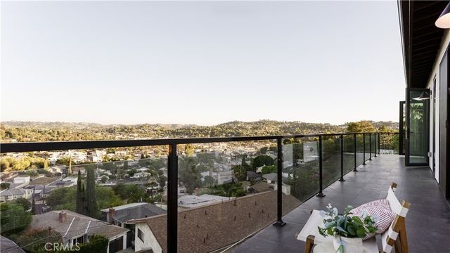 2536 Medlow, Los Angeles, CA 90041