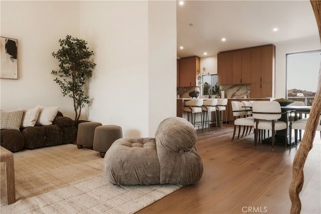 2536 Medlow, Los Angeles, CA 90041