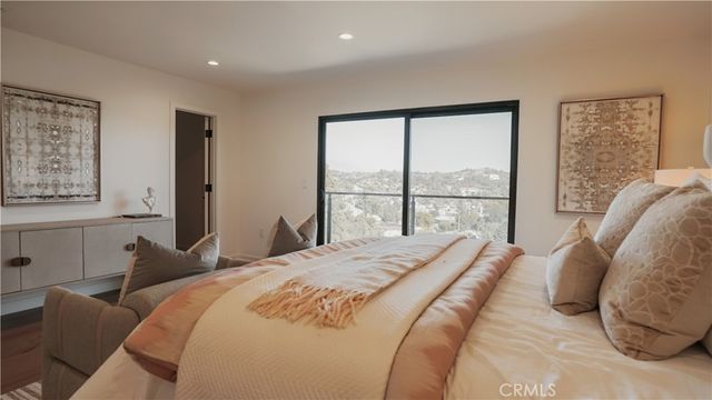 2536 Medlow, Los Angeles, CA 90041