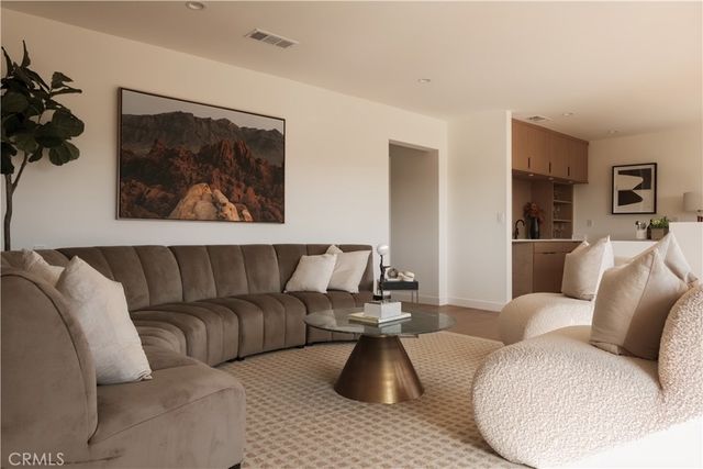 2536 Medlow, Los Angeles, CA 90041