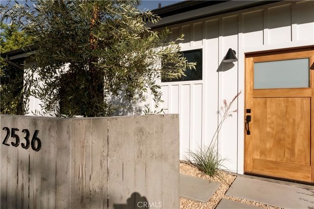 2536 Medlow, Los Angeles, CA 90041