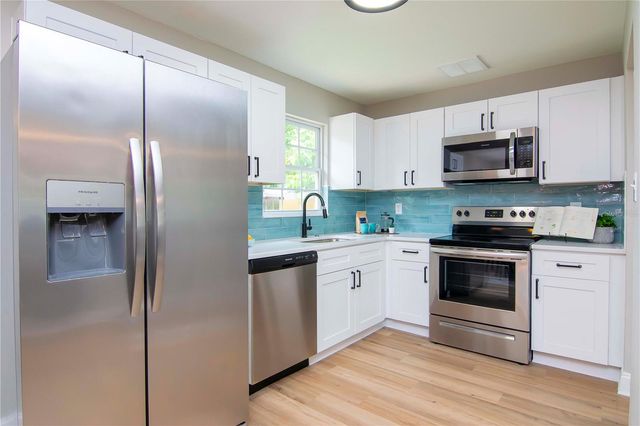 3708 W TYSON AVENUE, Tampa, FL 33611