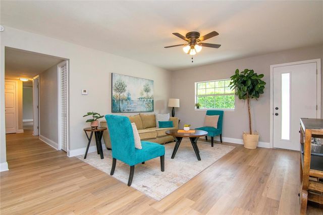 3708 W TYSON AVENUE, Tampa, FL 33611