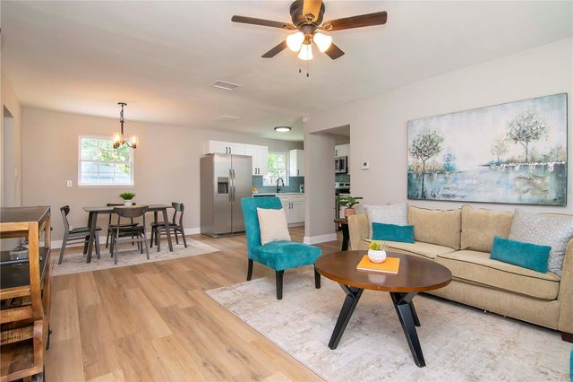 3708 W TYSON AVENUE, Tampa, FL 33611