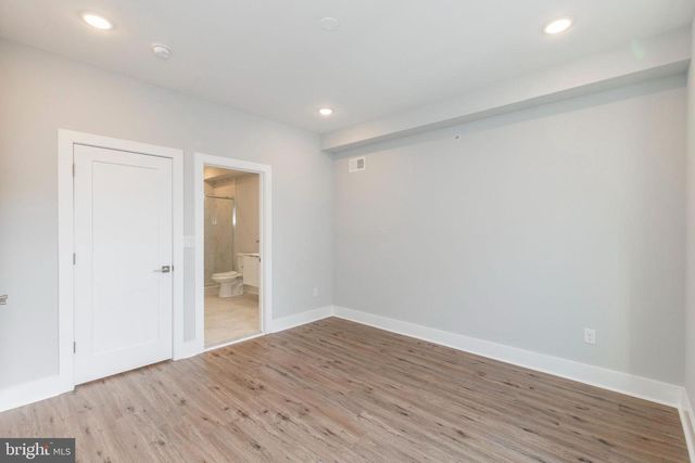 1906 E YORK ST, Philadelphia, PA 19125