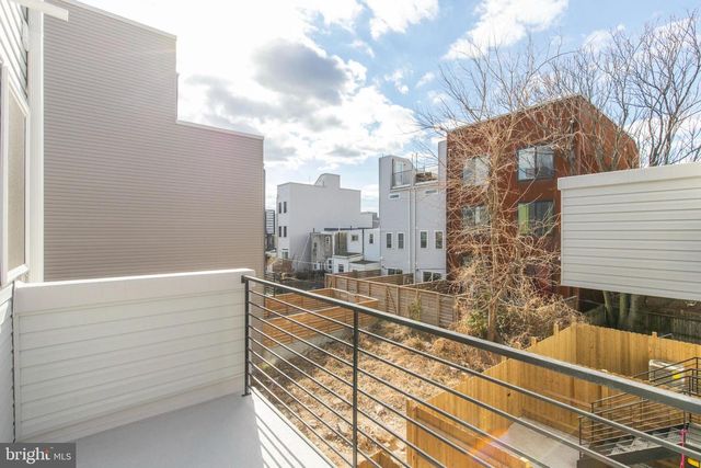 1906 E YORK ST, Philadelphia, PA 19125
