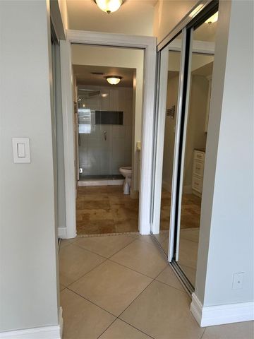 2111 Congressional Way 2111, Deerfield Beach, FL 33442