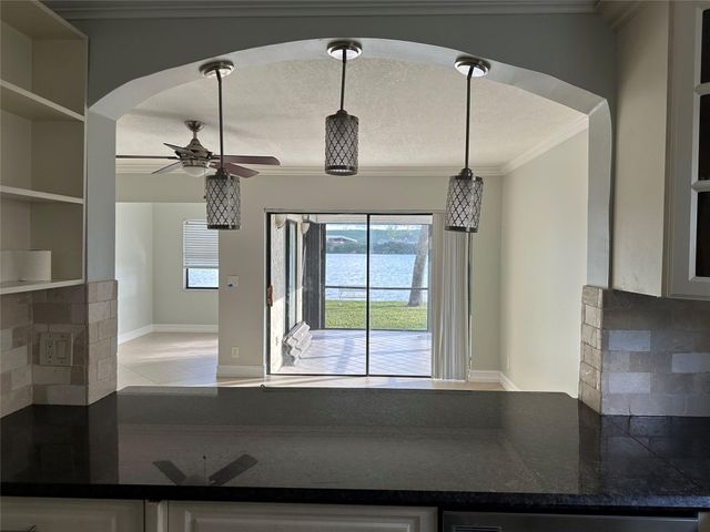 2111 Congressional Way 2111, Deerfield Beach, FL 33442