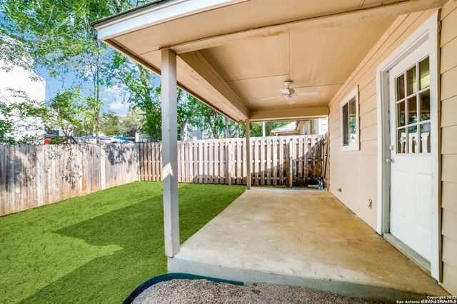 7134 SNOWDEN CRST, San Antonio, TX 78240