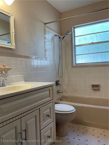 106 Karola Drive, Sebring, FL 33870