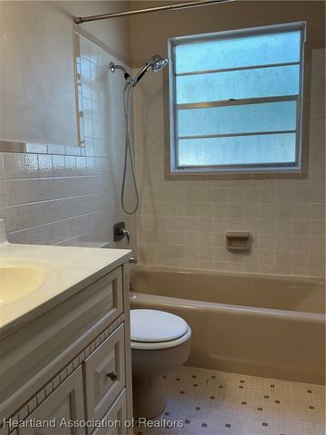 106 Karola Drive, Sebring, FL 33870