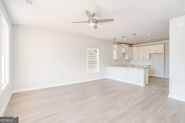 160 Bartow 6, Fayetteville, GA 30214