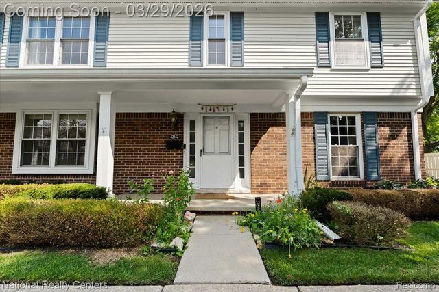 42142 Roscommon Street, Northville, MI 48167