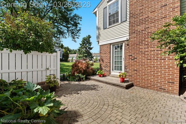 42142 Roscommon Street, Northville, MI 48167