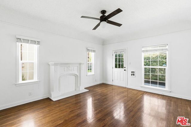 1357 S Cloverdale Avenue, Los Angeles, CA 90019