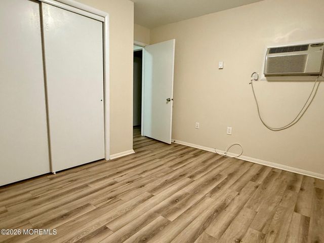 169 Amberly Drive E, Manalapan, NJ 07726