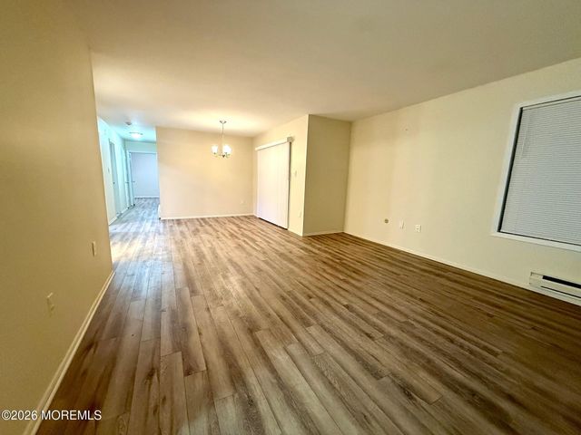 169 Amberly Drive E, Manalapan, NJ 07726