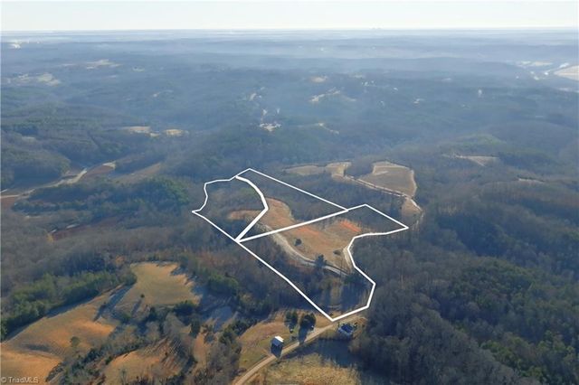 3 Roby Fulk Road, Pinnacle, NC 27043