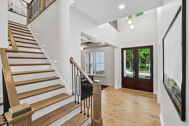 3390 Mealer Rd, Chapel Hill, TN 37034