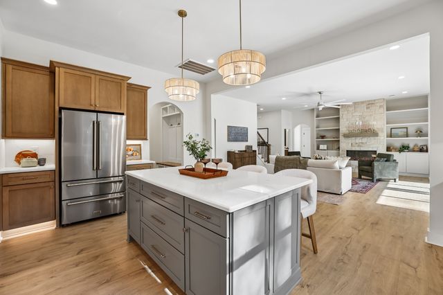 3390 Mealer Rd, Chapel Hill, TN 37034