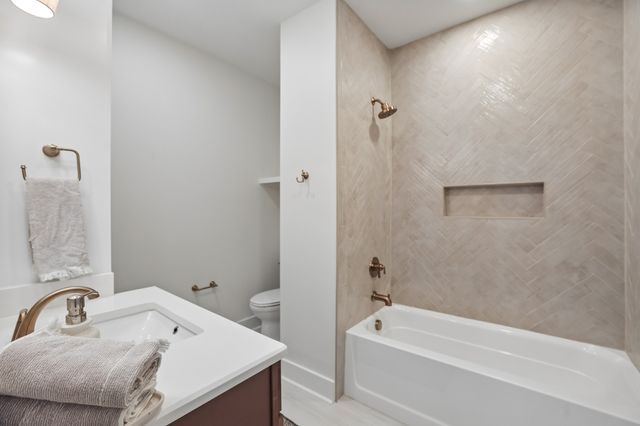 3390 Mealer Rd, Chapel Hill, TN 37034