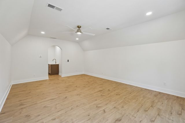 3390 Mealer Rd, Chapel Hill, TN 37034