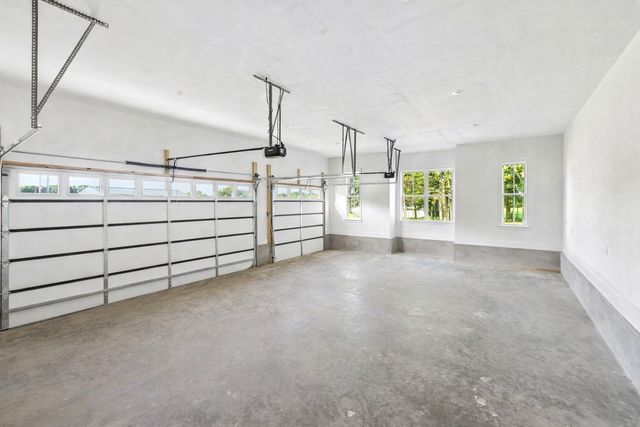 3390 Mealer Rd, Chapel Hill, TN 37034