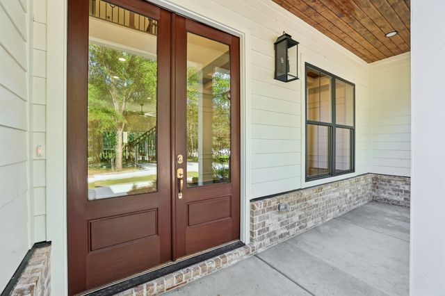 3390 Mealer Rd, Chapel Hill, TN 37034