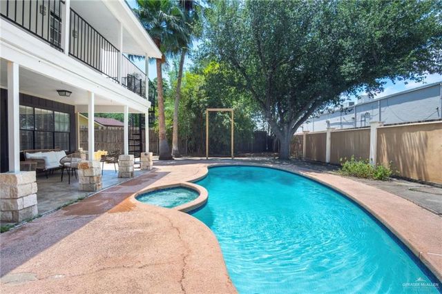 4605 N 9th Street N, Mcallen, TX 78504