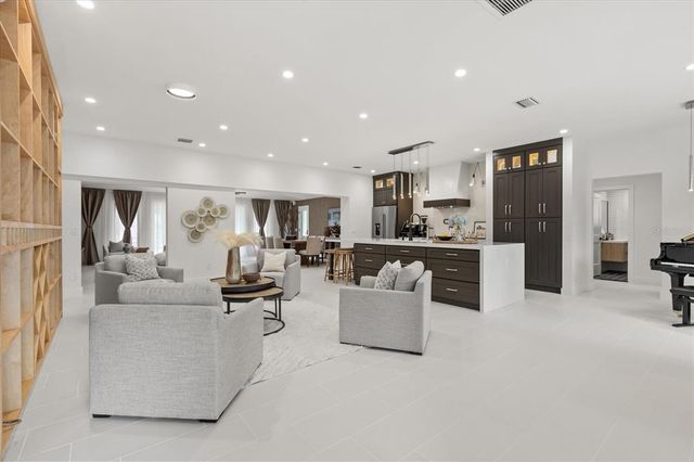 730 LAKE DAVIS DRIVE, Orlando, FL 32806