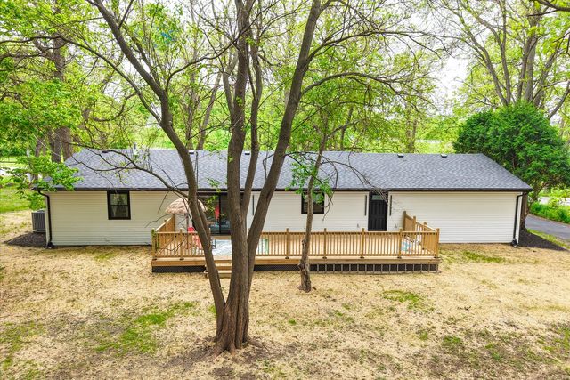 35W302 PINELANDS Road, St. Charles, IL 60174