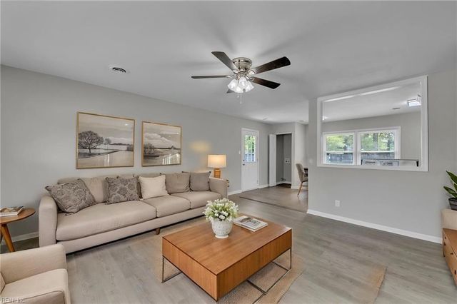 613 Bentley DR, Suffolk, VA 23434
