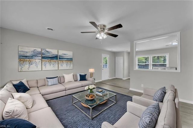 613 Bentley DR, Suffolk, VA 23434